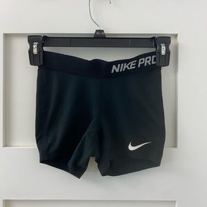 S Nike Pros Black